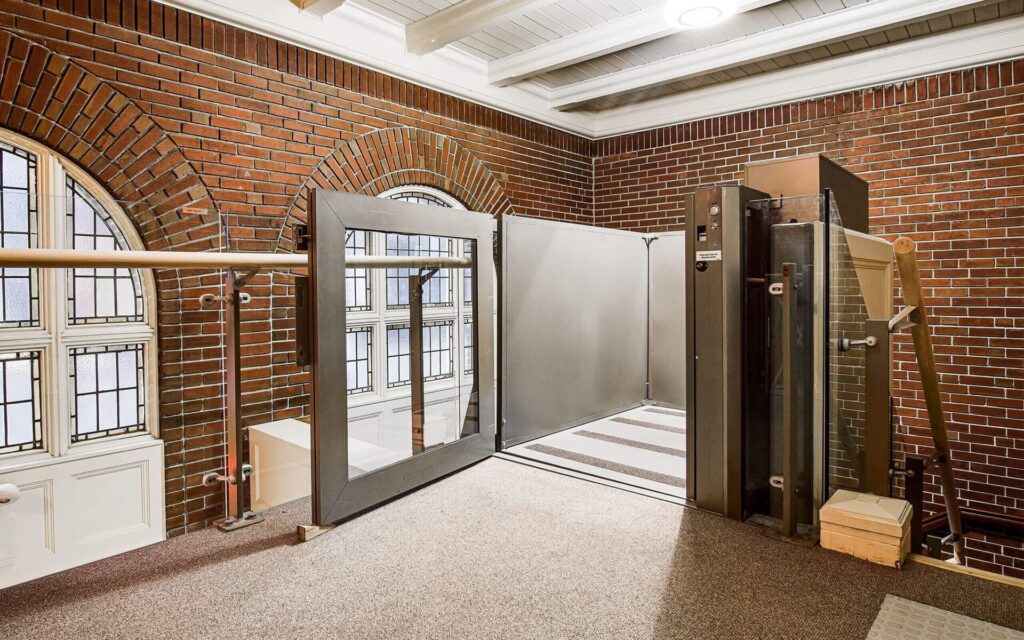 vertical platform lifts